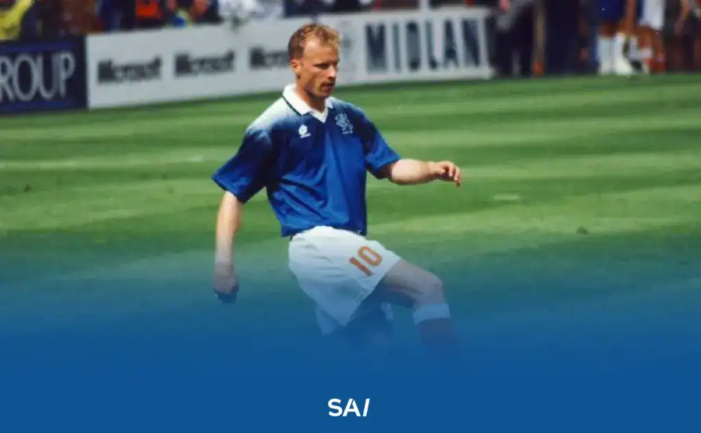 Dennis Bergkamp, a former player represented by Mino Raiola.